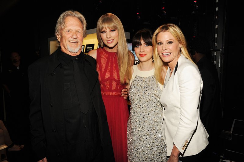 Taylor Swift at 2012 Billboard Music Awards — photo 50