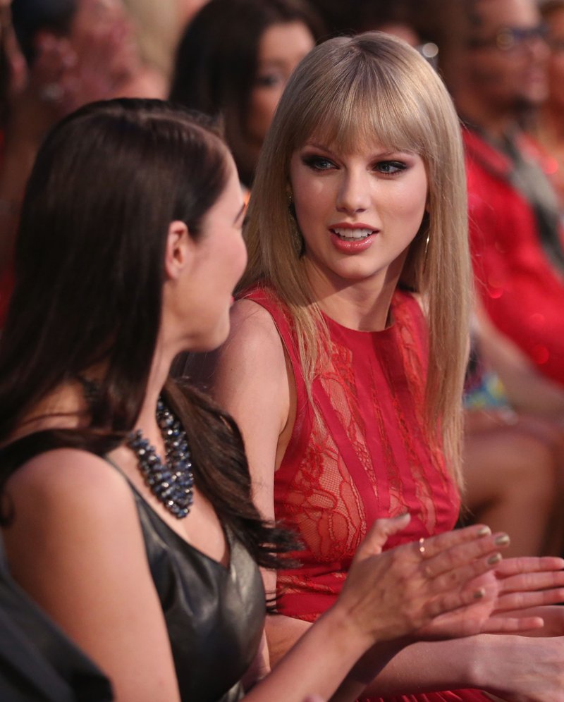 Taylor Swift at 2012 Billboard Music Awards — photo 98