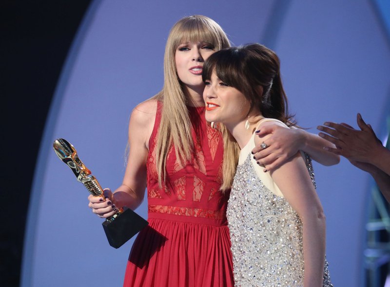 Taylor Swift at 2012 Billboard Music Awards — photo 103
