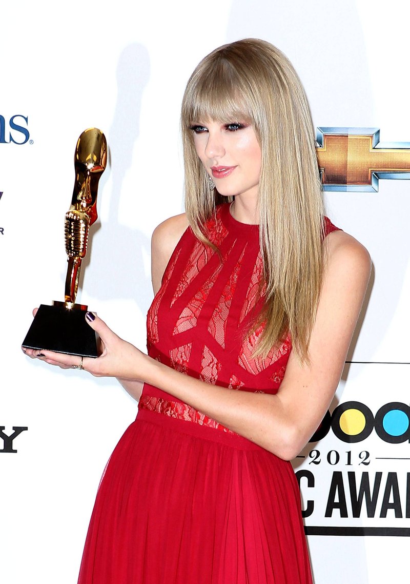 Taylor Swift at 2012 Billboard Music Awards — photo 152