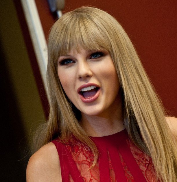 Taylor Swift at 2012 Billboard Music Awards — photo 210