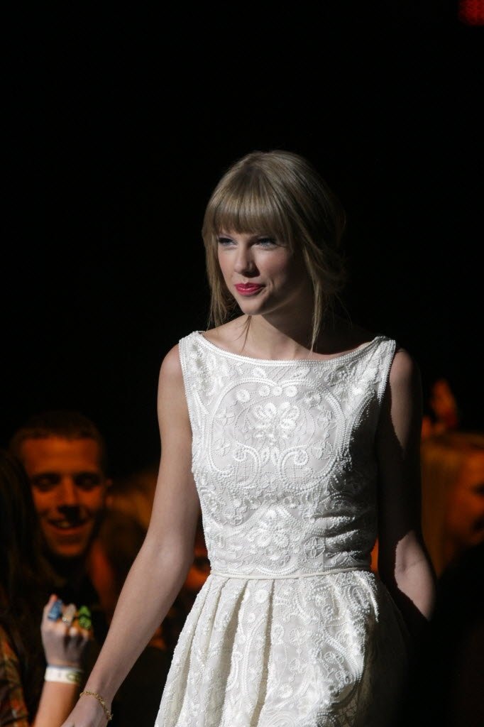 Taylor Swift at 2012 CCMA Awards — photo 16