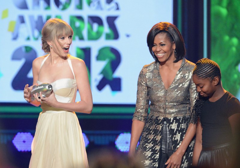 Taylor Swift at 2012 Kids' Choice Awards — photo 13