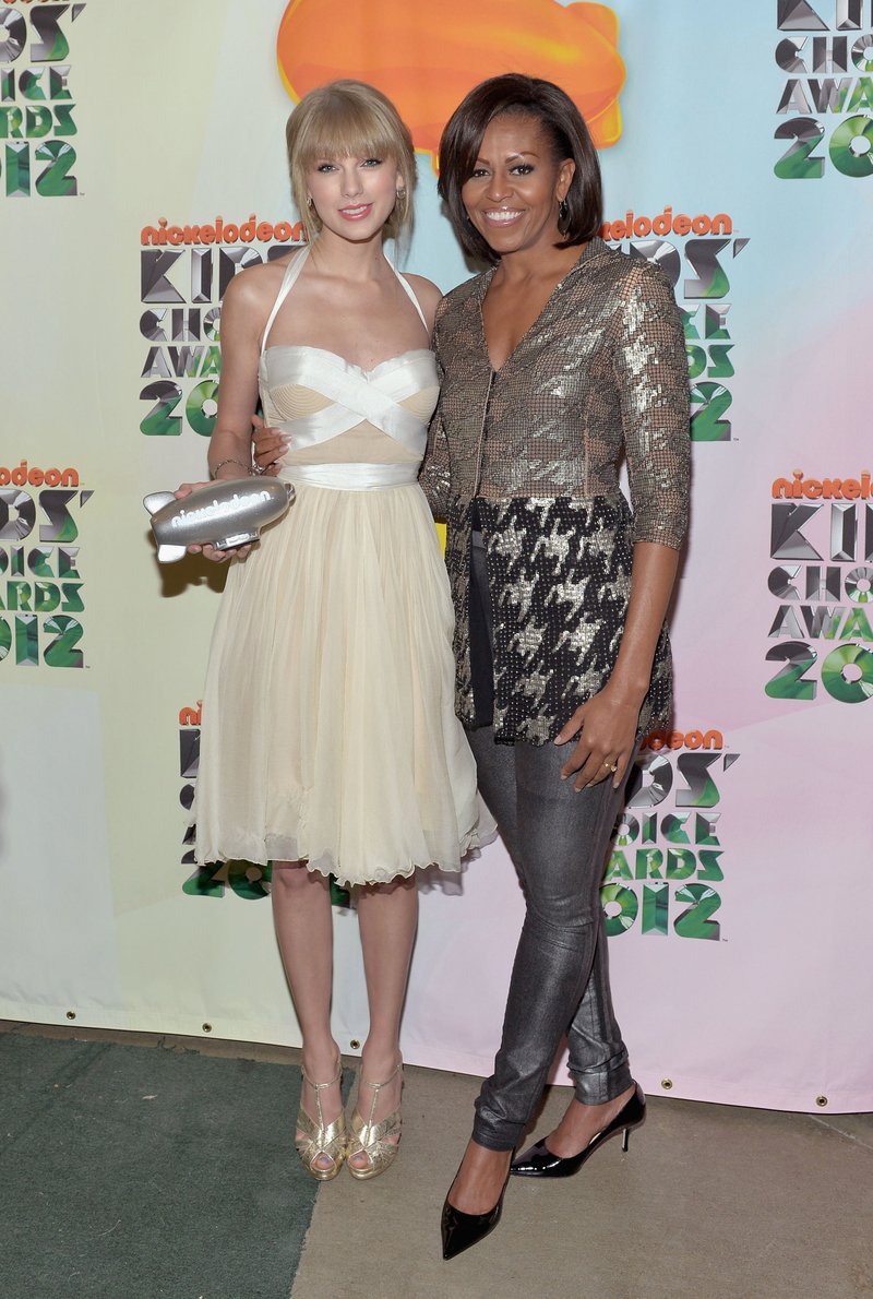 Taylor Swift at 2012 Kids' Choice Awards — photo 35