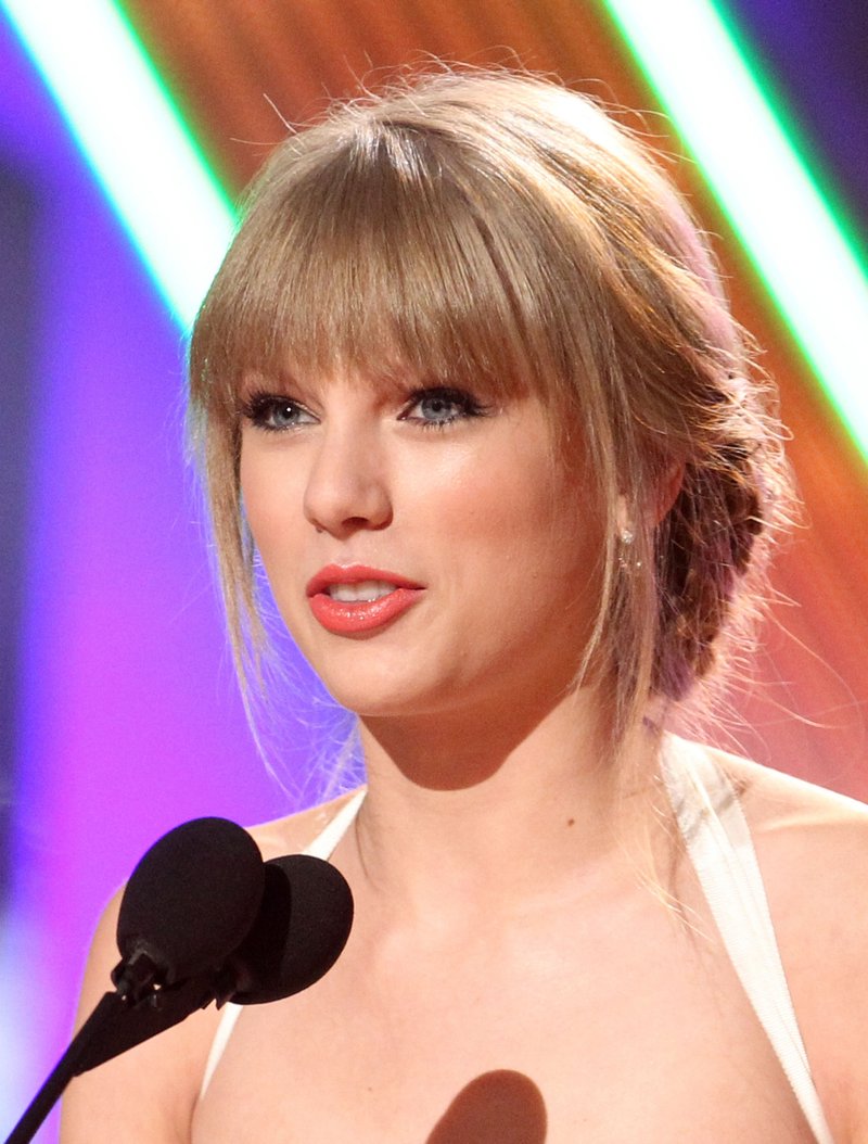 Taylor Swift at 2012 Kids' Choice Awards — photo 56