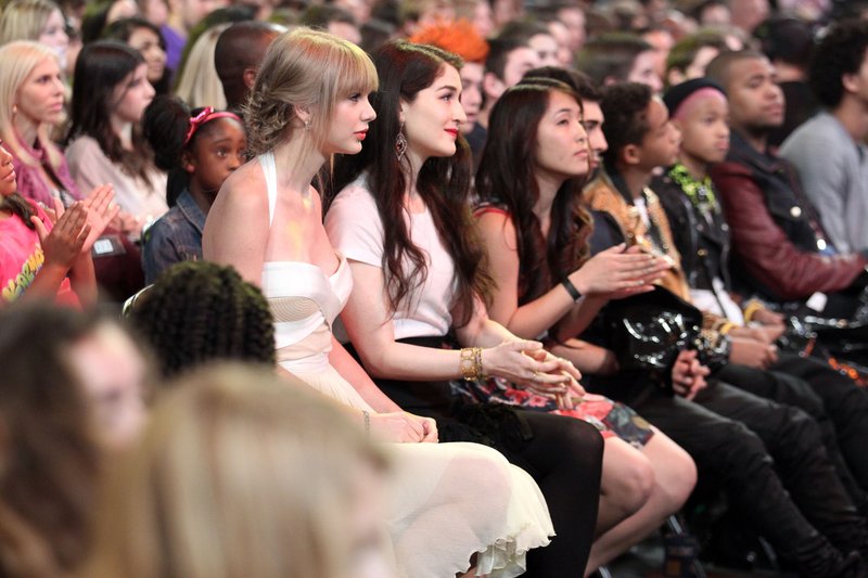 Taylor Swift at 2012 Kids' Choice Awards — photo 59