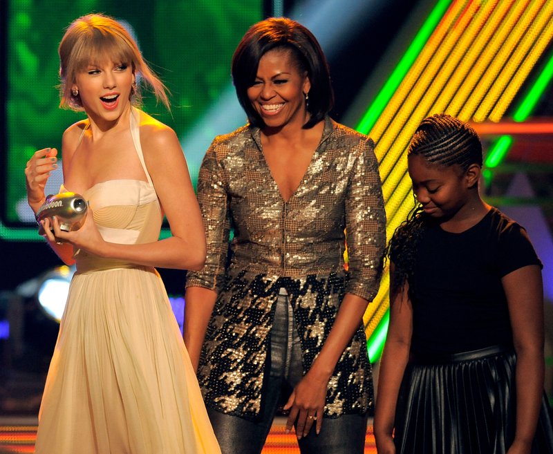 Taylor Swift at 2012 Kids' Choice Awards — photo 84