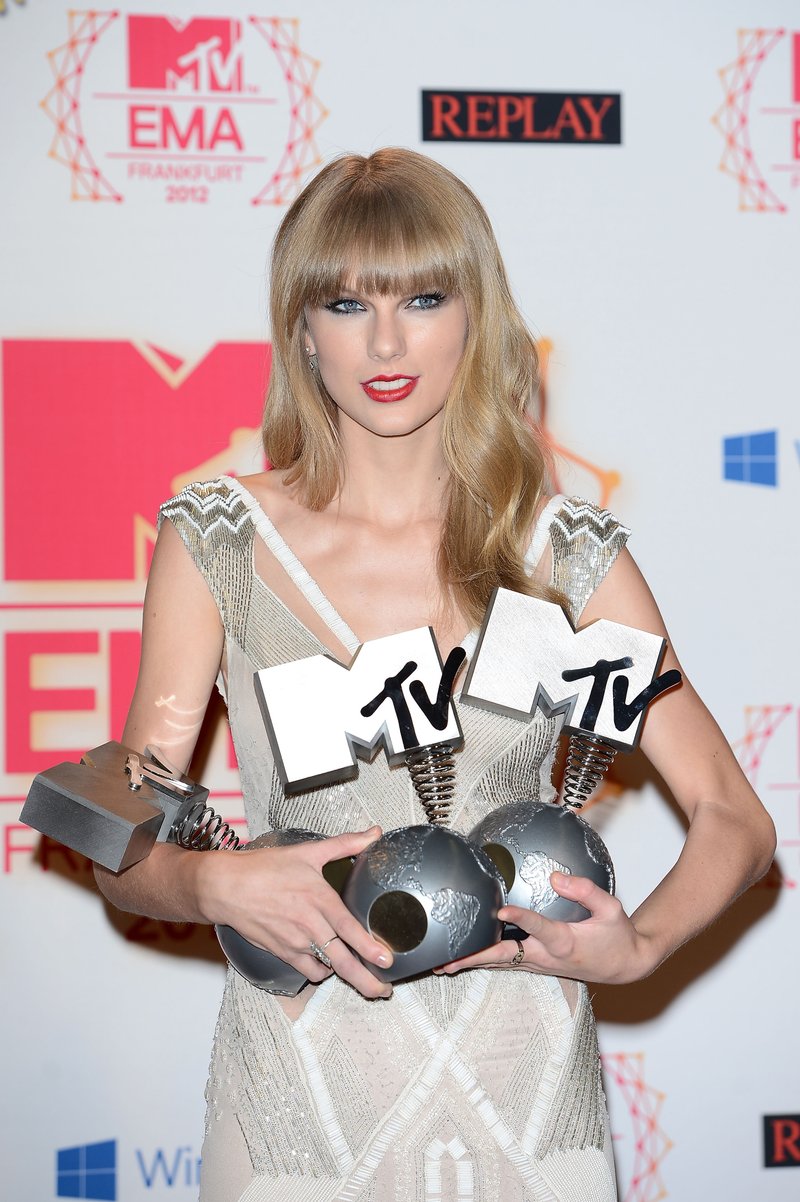 Taylor Swift at 2012 MTV Europe Music Awards — photo 203
