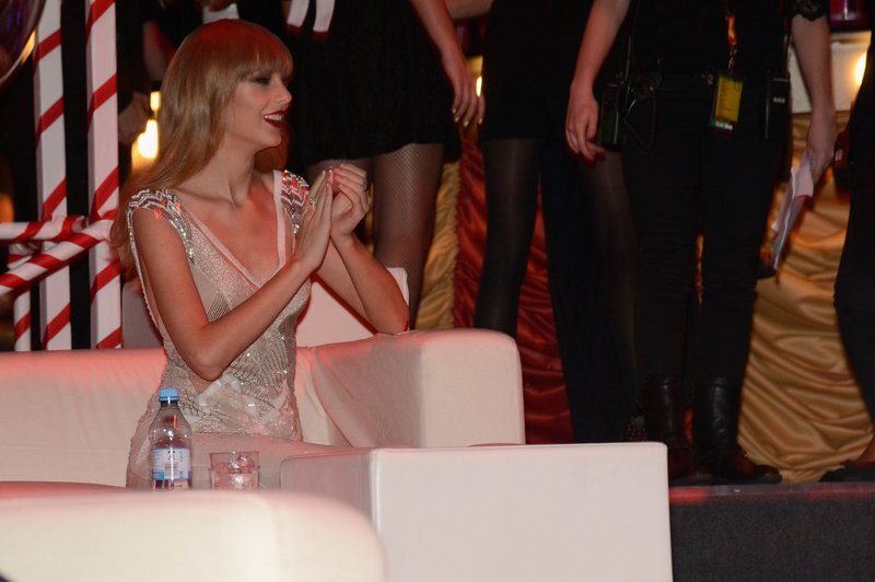 Taylor Swift at 2012 MTV Europe Music Awards — photo 348