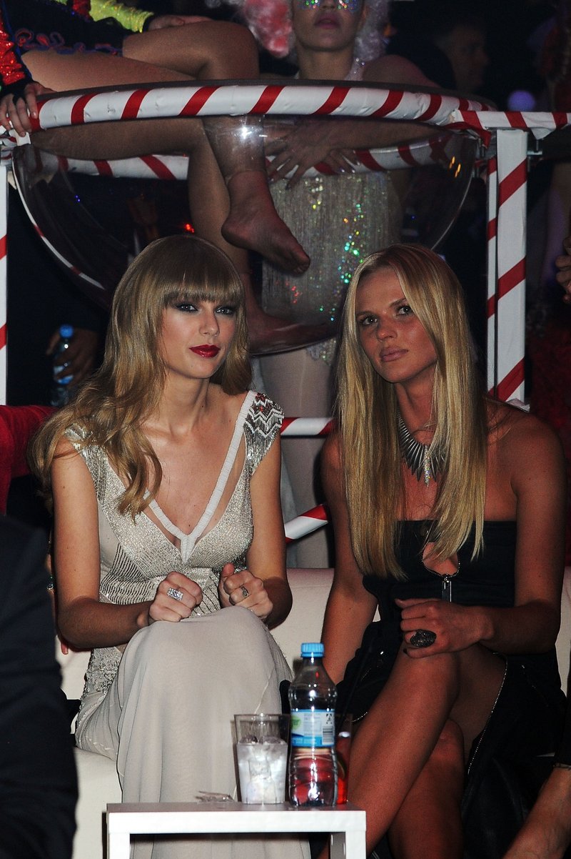 Taylor Swift at 2012 MTV Europe Music Awards — photo 353