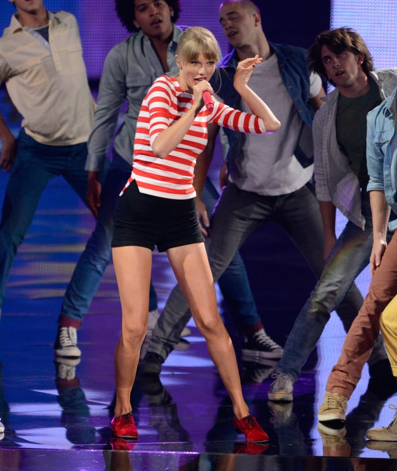 Taylor Swift at 2012 MTV Video Music Awards — photo 169