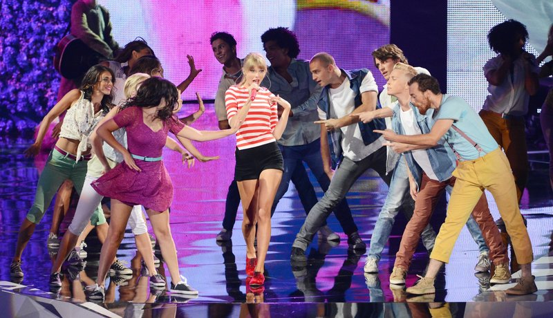 Taylor Swift at 2012 MTV Video Music Awards — photo 191