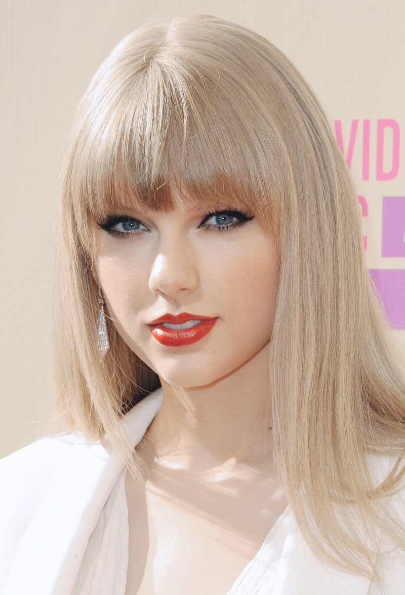 Taylor Swift at 2012 MTV Video Music Awards — photo 300