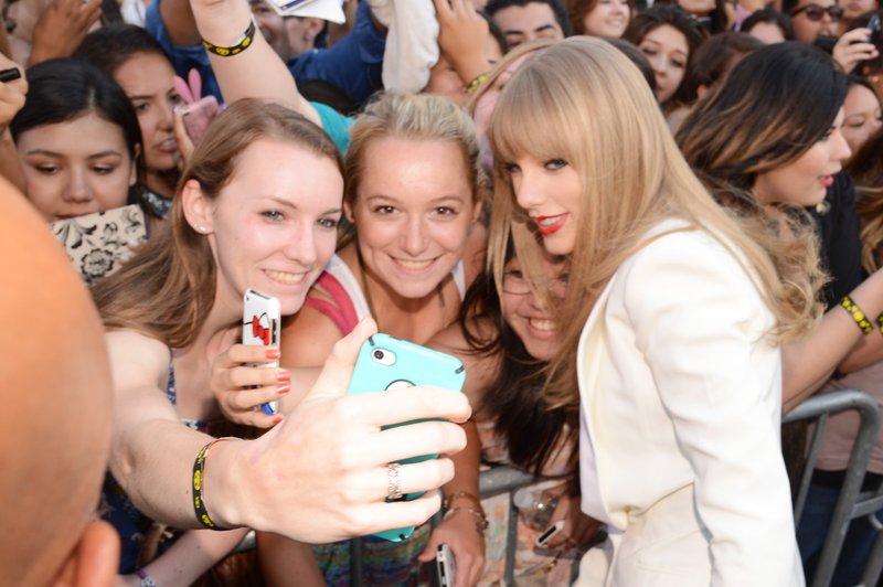 Taylor Swift at 2012 MTV Video Music Awards — photo 315