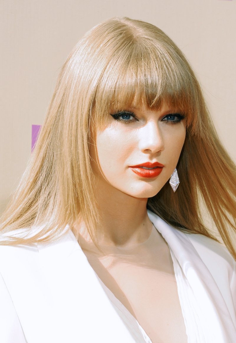 Taylor Swift at 2012 MTV Video Music Awards — photo 319