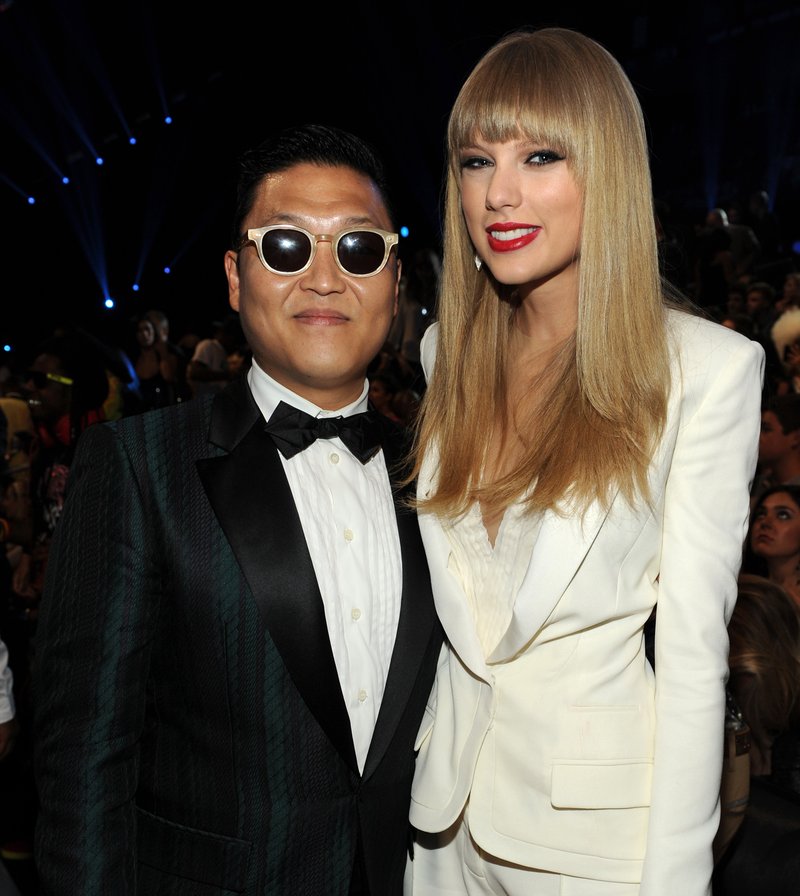 Taylor Swift at 2012 MTV Video Music Awards — photo 369