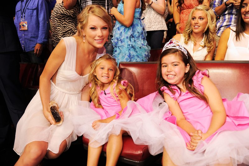 Taylor Swift at 2012 Teen Choice Awards — photo 26