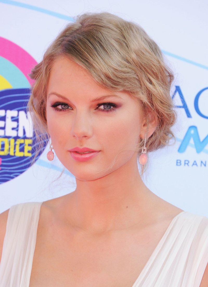 Taylor Swift at 2012 Teen Choice Awards — photo 50