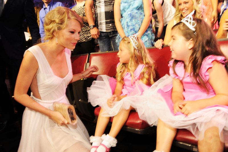 Taylor Swift at 2012 Teen Choice Awards — photo 51