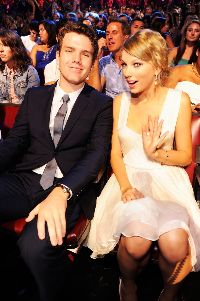 Taylor Swift at 2012 Teen Choice Awards — photo 79