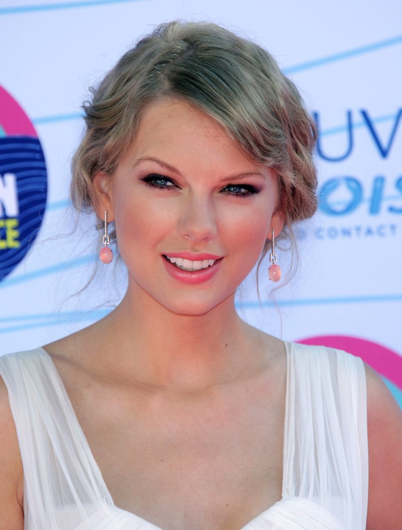Taylor Swift at 2012 Teen Choice Awards — photo 105