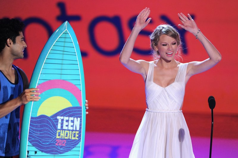 Taylor Swift at 2012 Teen Choice Awards — photo 207