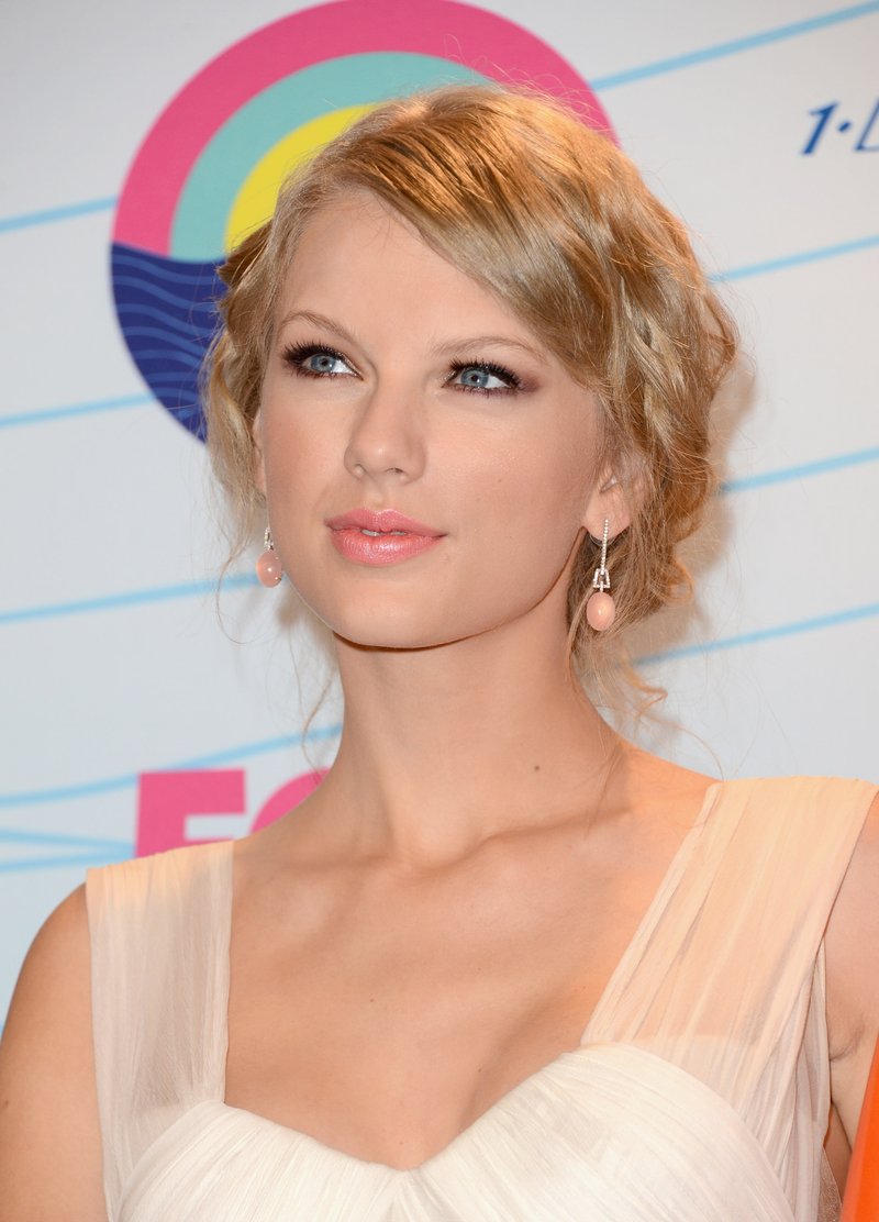 Taylor Swift at 2012 Teen Choice Awards — photo 272