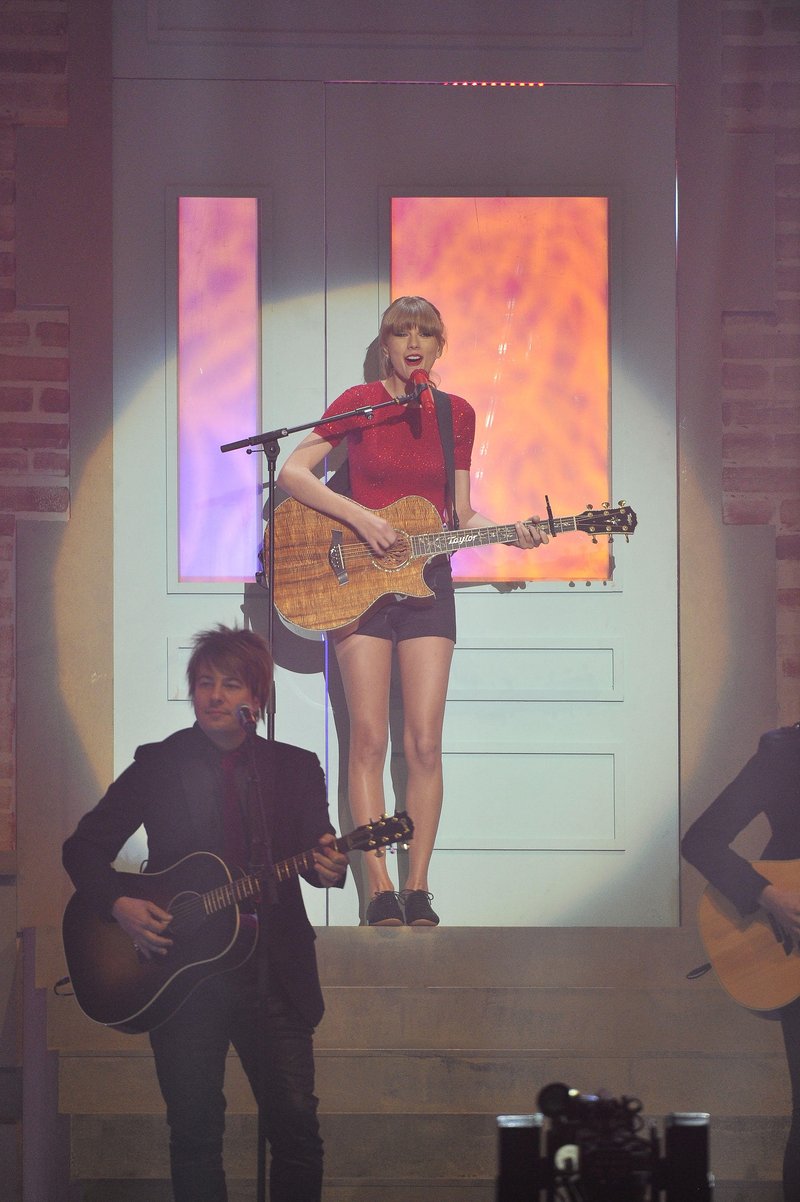 Taylor Swift at 2013 40 Principales Awards — photo 11