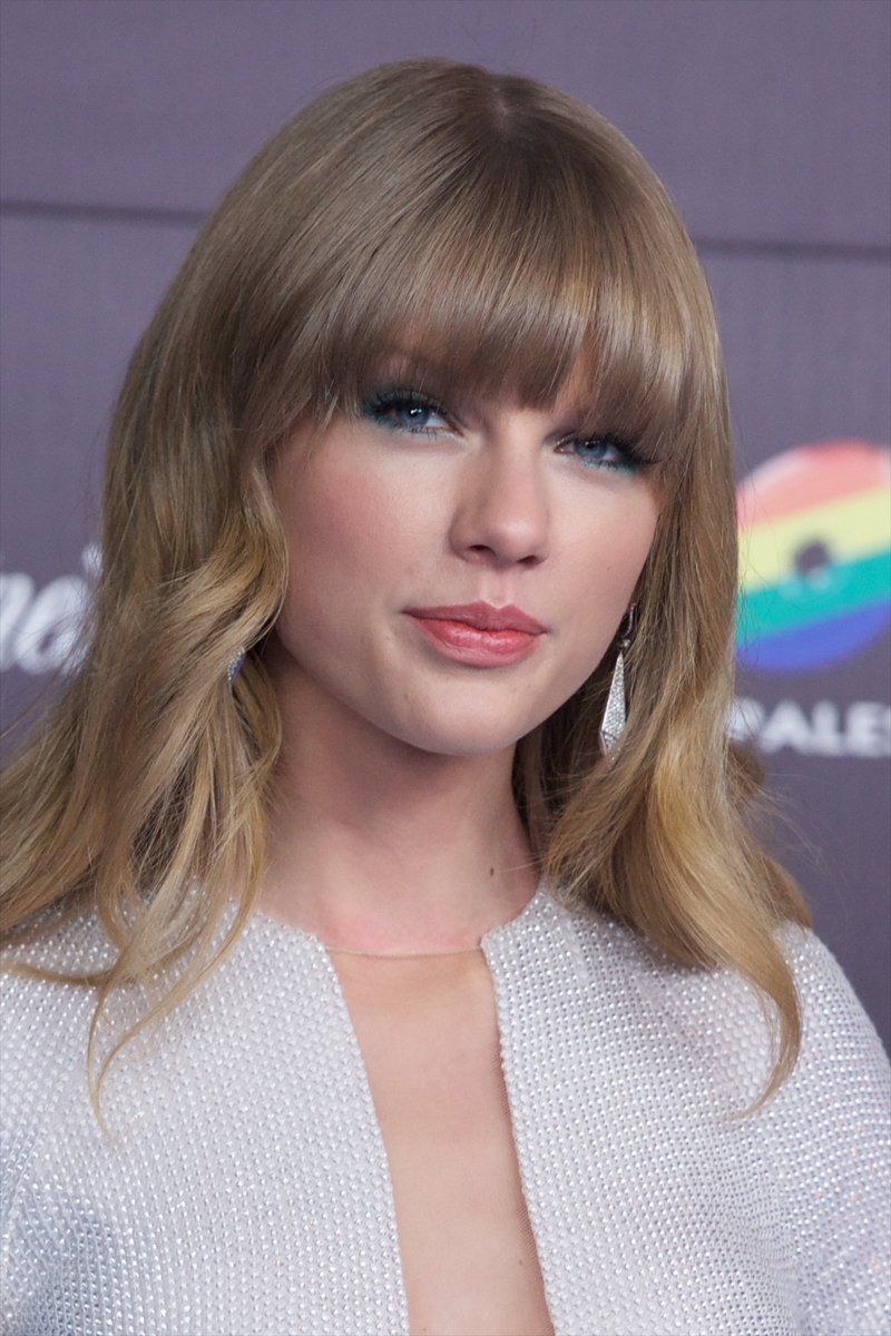 Taylor Swift at 2013 40 Principales Awards — photo 34