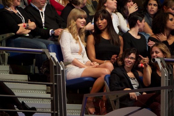 Taylor Swift at 2013 40 Principales Awards — photo 54