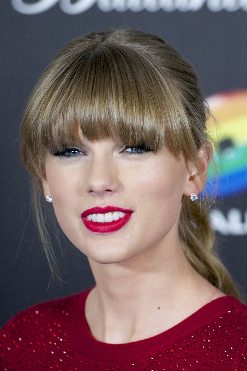 Taylor Swift at 2013 40 Principales Awards — photo 63