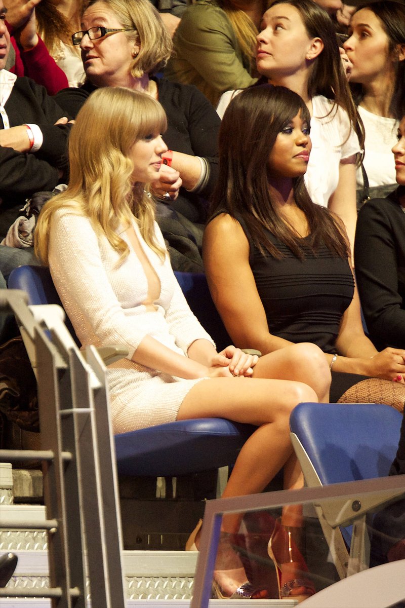 Taylor Swift at 2013 40 Principales Awards — photo 102
