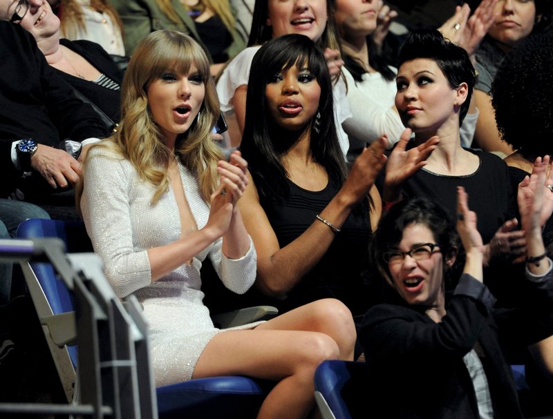 Taylor Swift at 2013 40 Principales Awards — photo 168