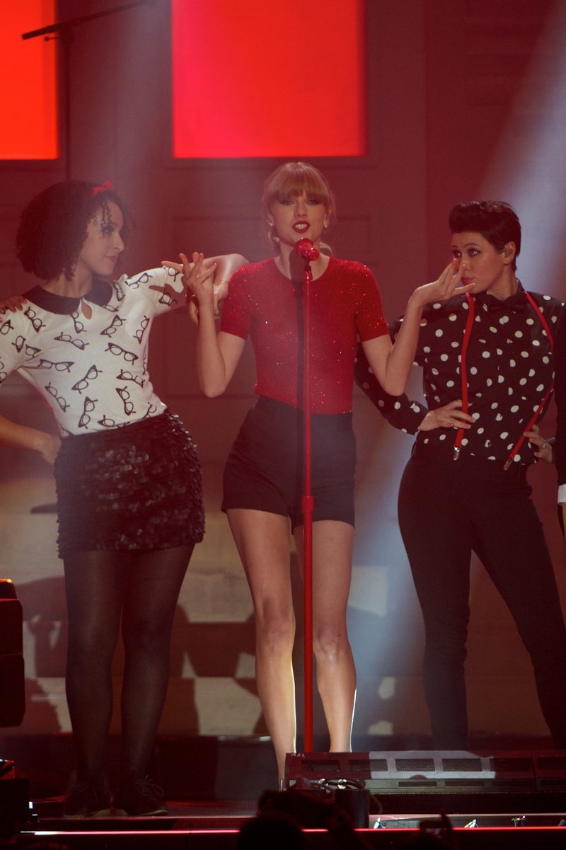 Taylor Swift at 2013 40 Principales Awards — photo 187