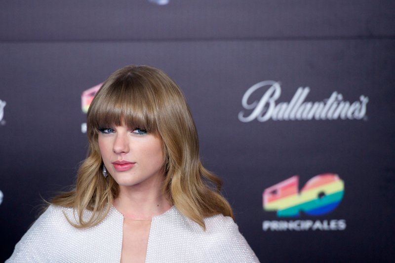 Taylor Swift at 2013 40 Principales Awards — photo 206