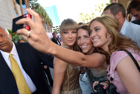 Taylor Swift at 48th Annual Academy Of Country Music Awards — photo 73