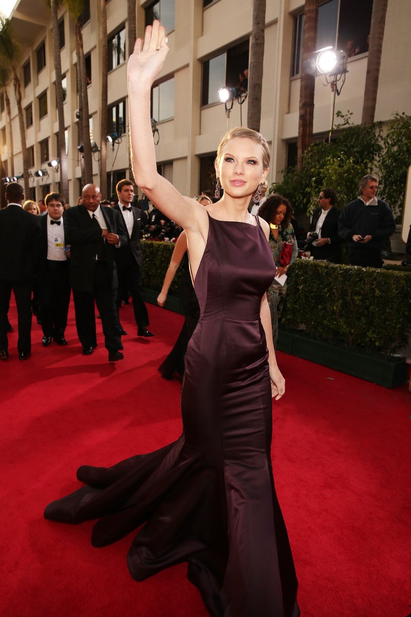 Taylor Swift at 70th Annual Golden Globe Awards — photo 23