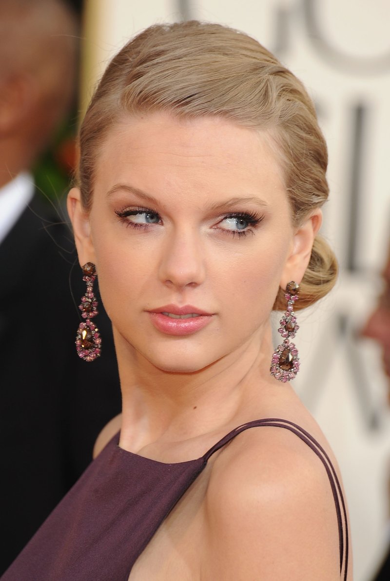 Taylor Swift at 70th Annual Golden Globe Awards — photo 125