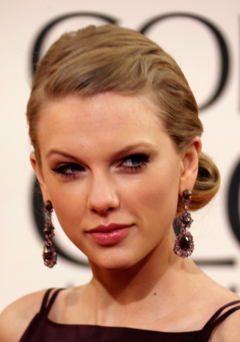 Taylor Swift at 70th Annual Golden Globe Awards — photo 143