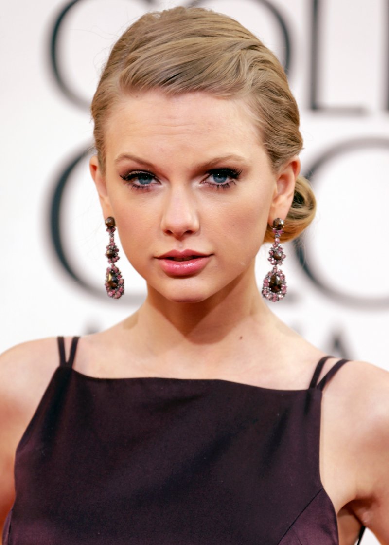 Taylor Swift at 70th Annual Golden Globe Awards — photo 144