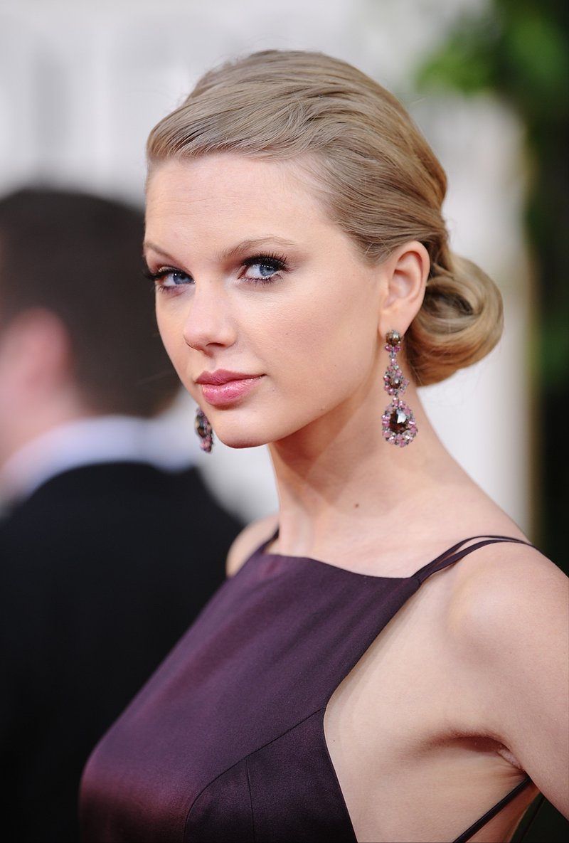 Taylor Swift at 70th Annual Golden Globe Awards — photo 187