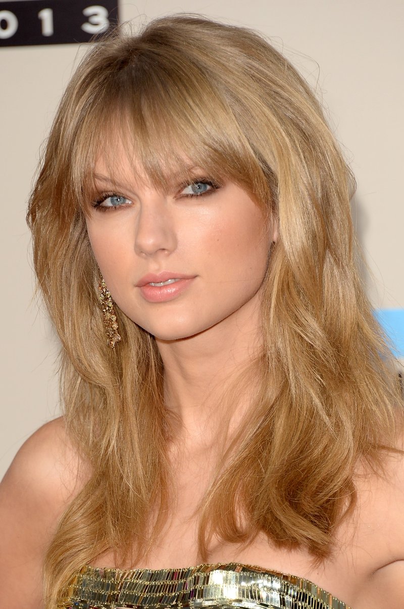 Taylor Swift at 2013 American Music Awards — photo 29