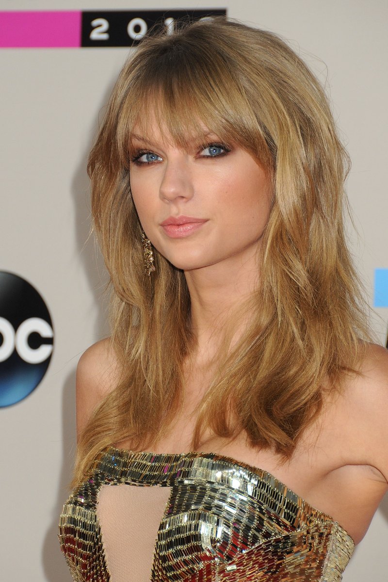 Taylor Swift at 2013 American Music Awards — photo 135