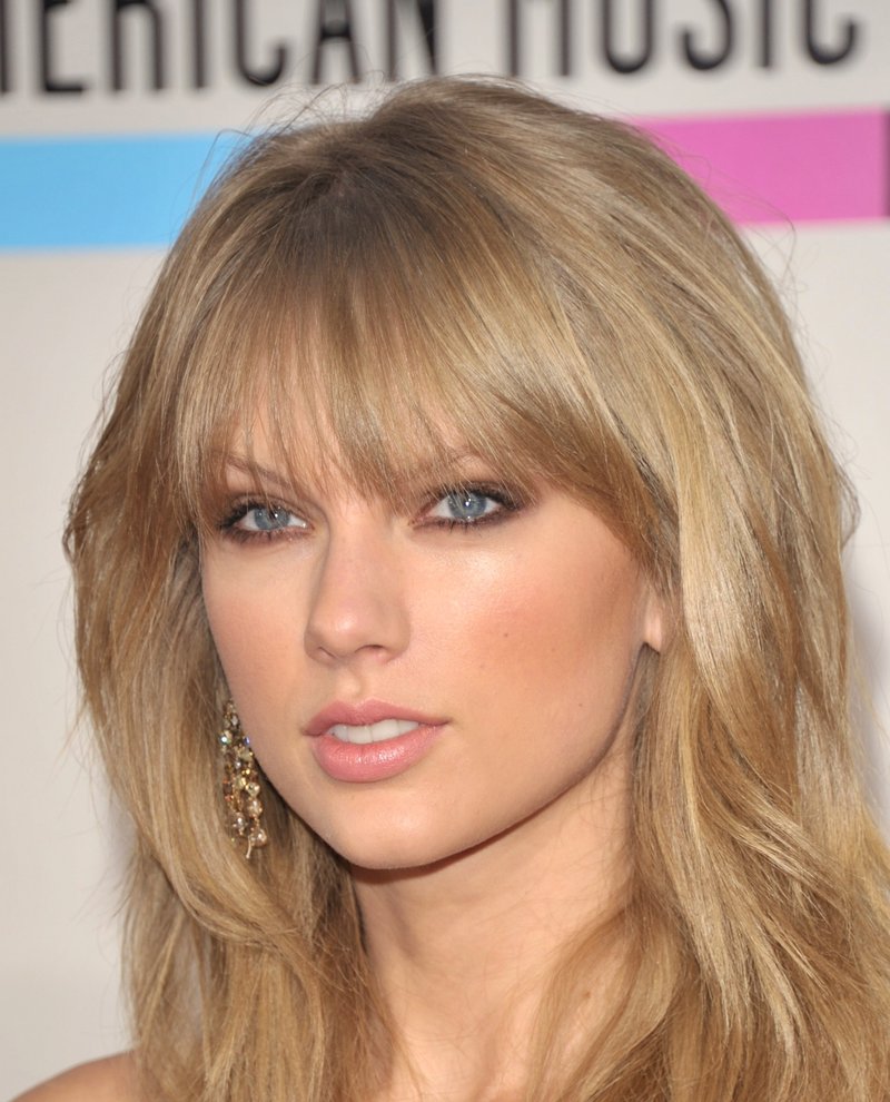 Taylor Swift at 2013 American Music Awards — photo 393
