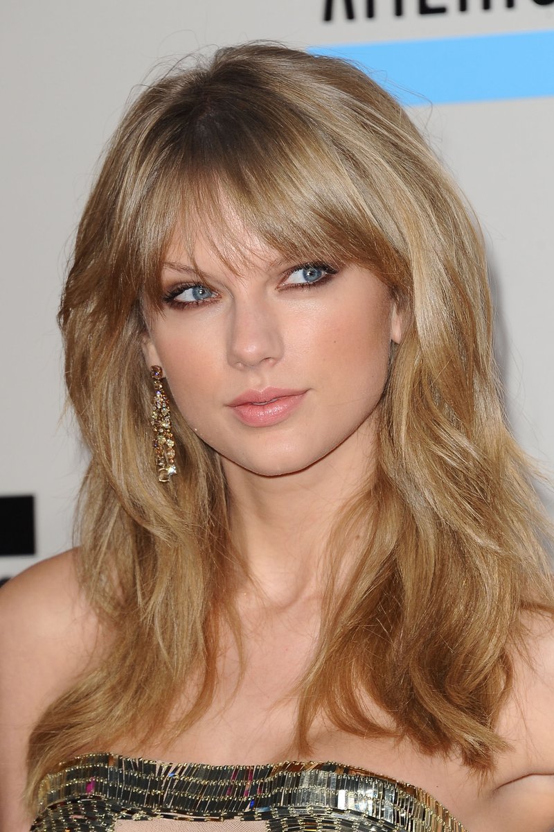 Taylor Swift at 2013 American Music Awards — photo 566