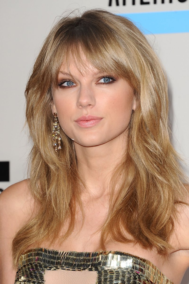 Taylor Swift at 2013 American Music Awards — photo 573
