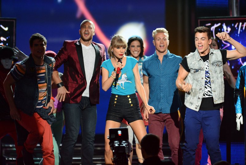 Taylor Swift at 2013 Billboard Music Awards — photo 34