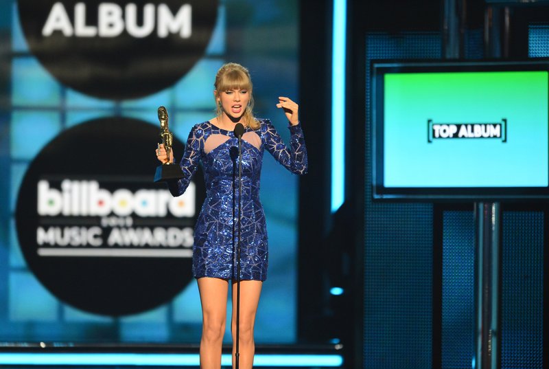 Taylor Swift at 2013 Billboard Music Awards — photo 45