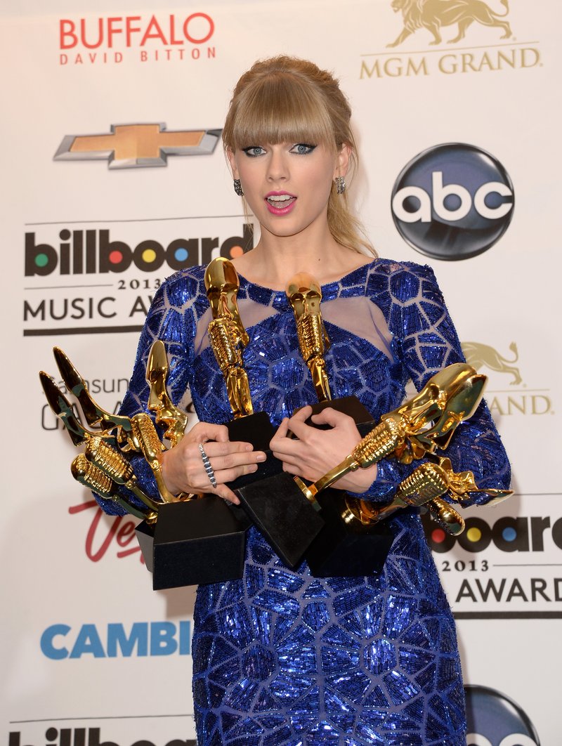Taylor Swift at 2013 Billboard Music Awards — photo 57