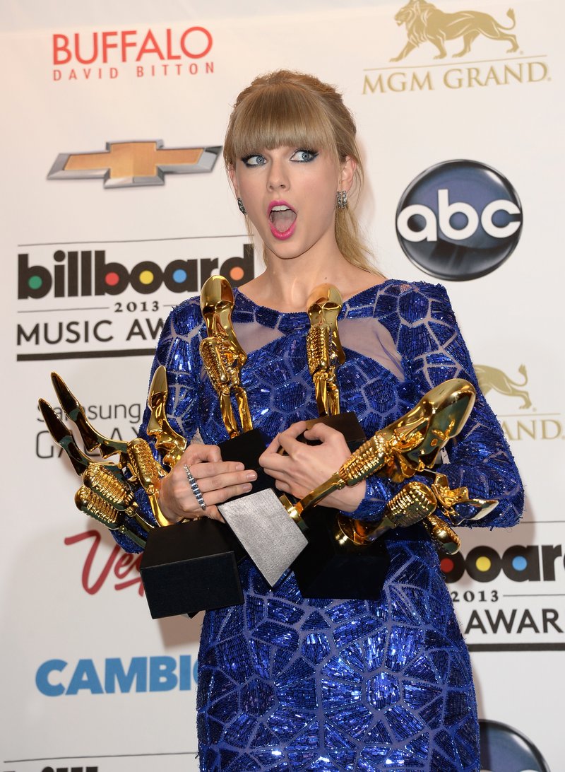 Taylor Swift at 2013 Billboard Music Awards — photo 59